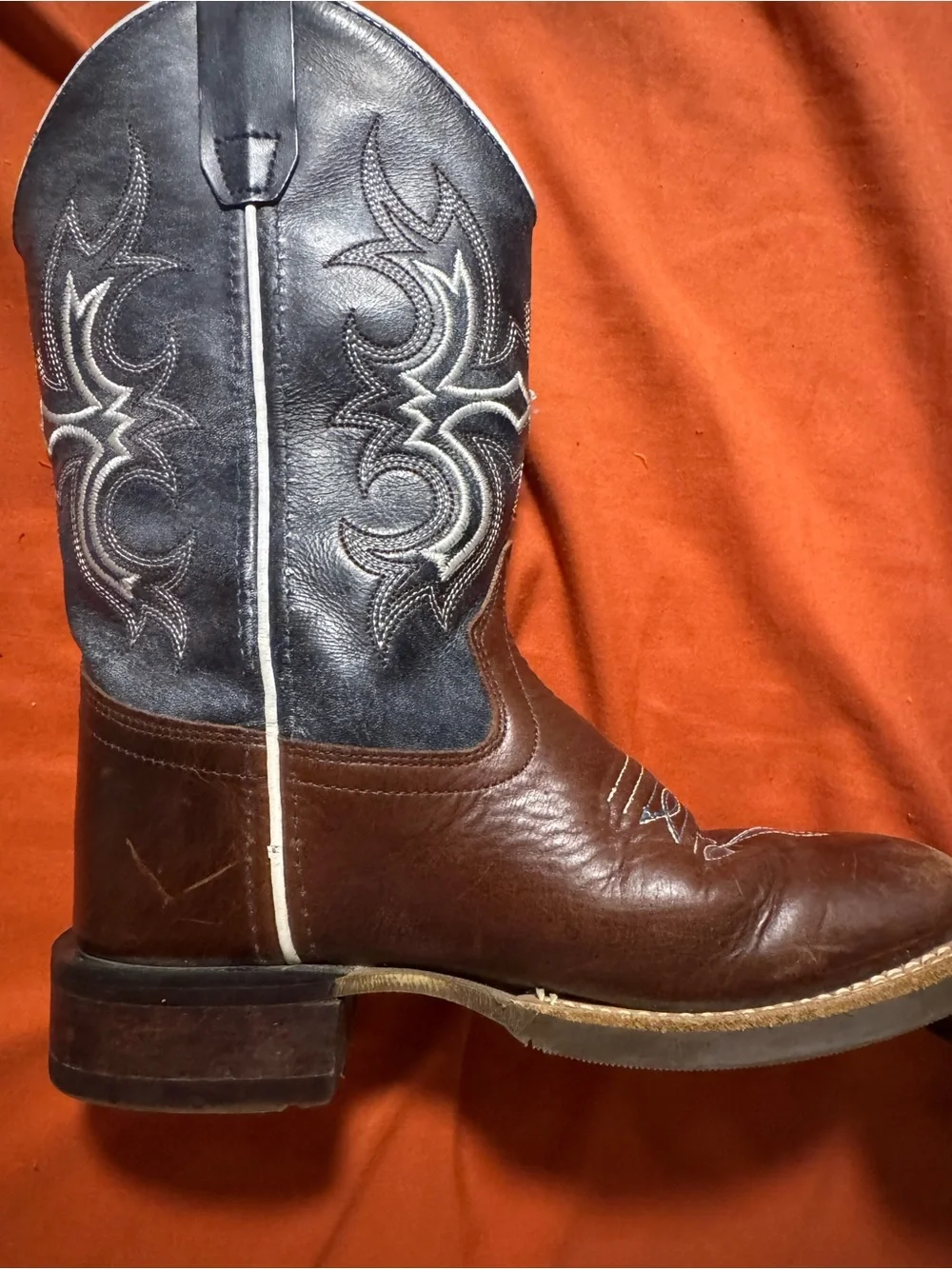 Boys 13.5 Old West Cowboy Boots